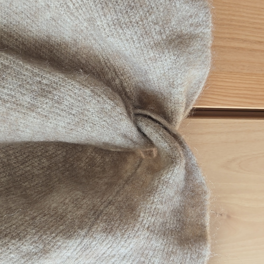 Sezane Zebulon Neutral Kid Mohair Blend Sweater, French Chic, Size Small - Picture 5 of 12